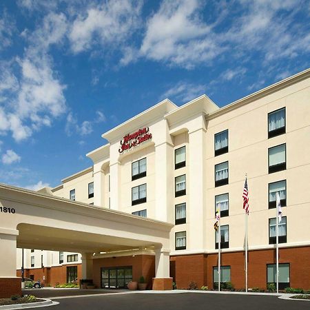 Hampton Inn & Suites Baltimore/Woodlawn Екстер'єр фото