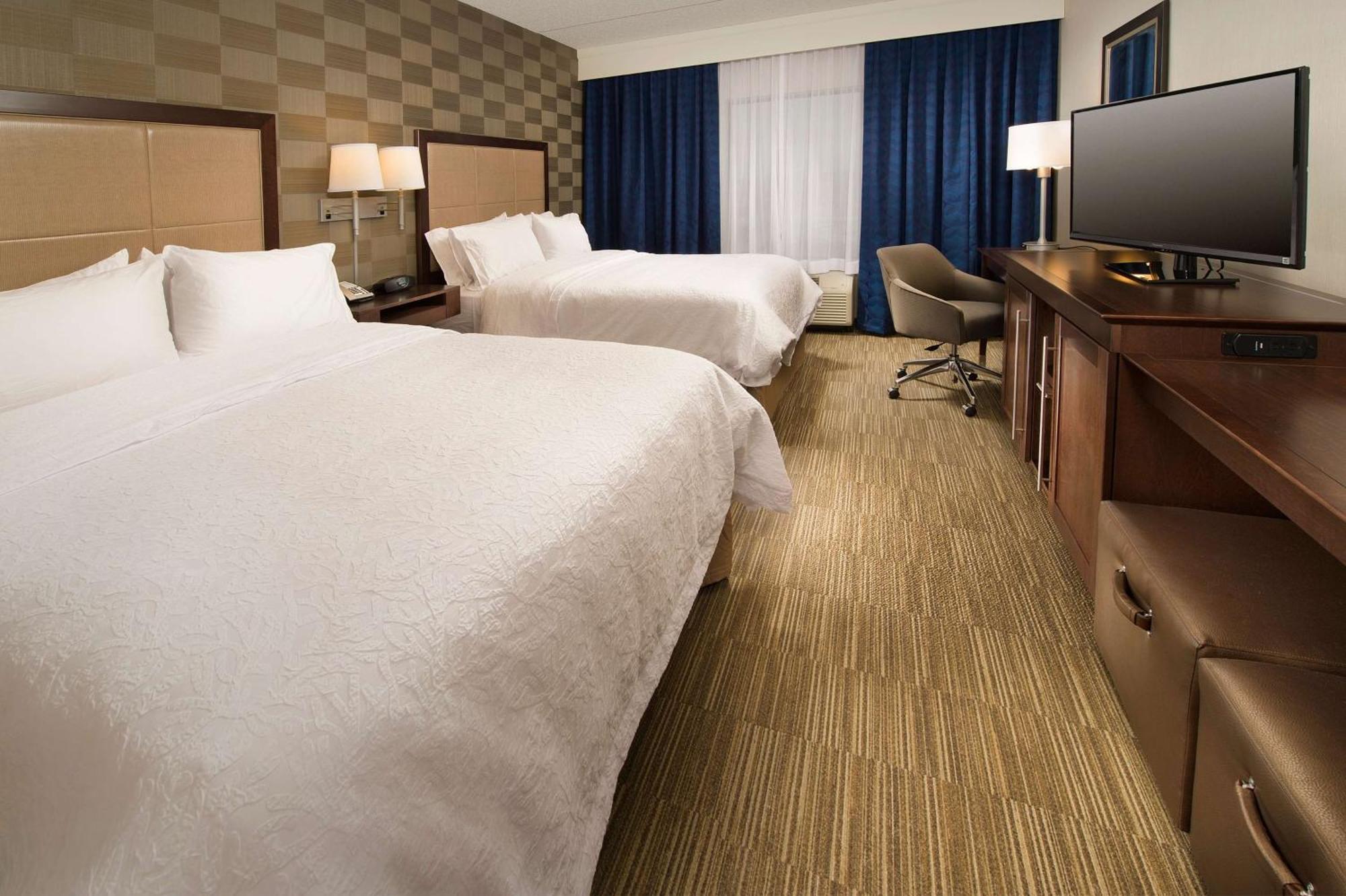 Hampton Inn & Suites Baltimore/Woodlawn Екстер'єр фото