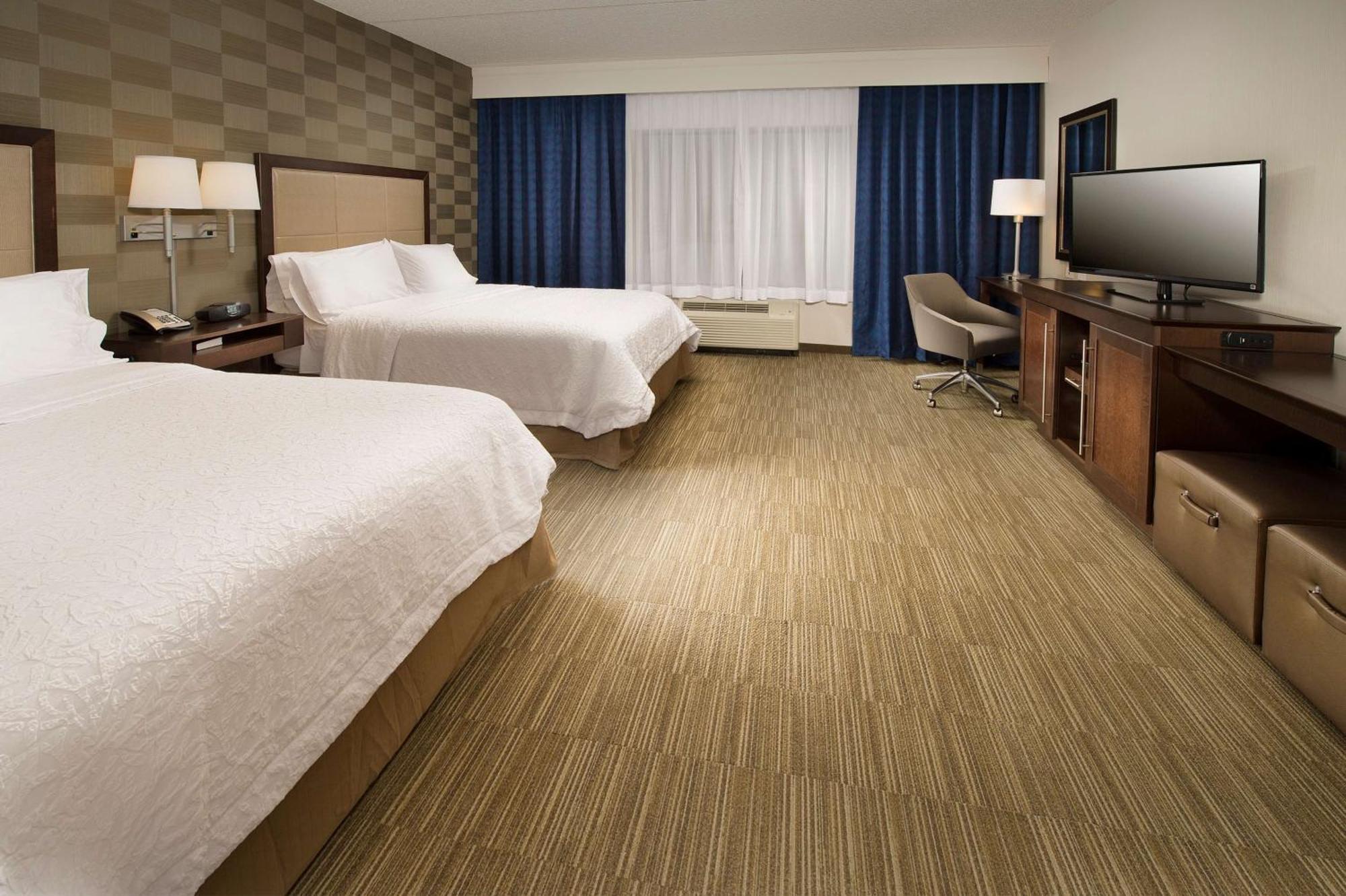 Hampton Inn & Suites Baltimore/Woodlawn Екстер'єр фото